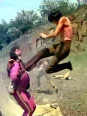 Kung Fu Contra as Bonecas-1976